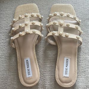 Steve Madden rafia sandals 8.5